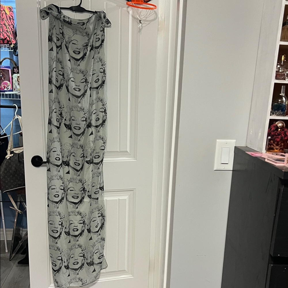 Marilyn Monroe Graphic Print scarf